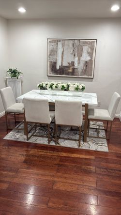 Dinning Table