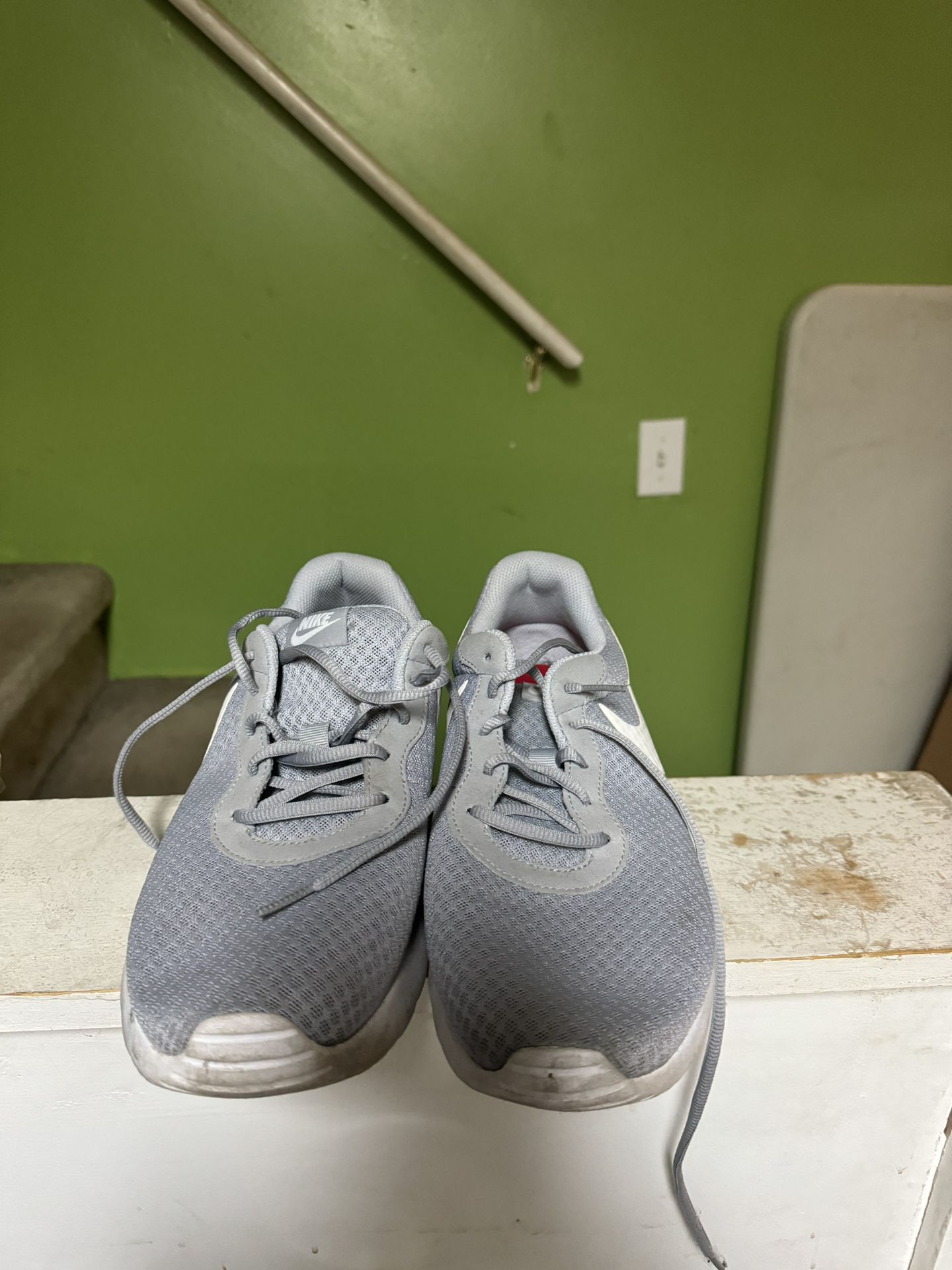 Nike Men’s Size 11 Gym Shoes