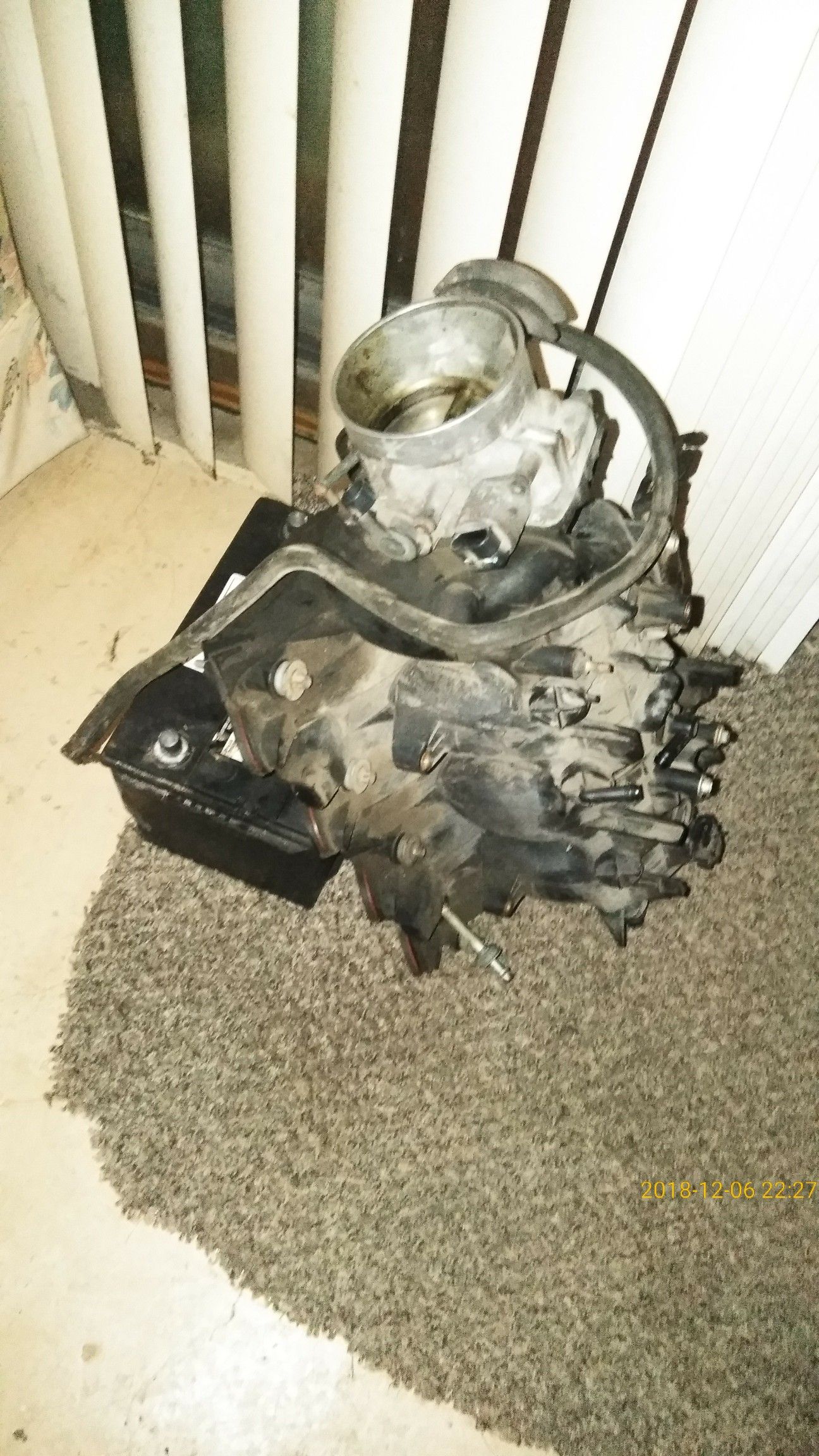 5.3 litter Throttle body and intake