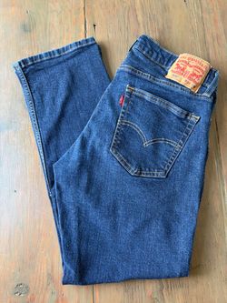 Levi 559 Men's Relaxed Fit Straight Leg  Size 33x30