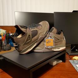 Air Jordan 4  A Ma Maniere Dark Mocha 