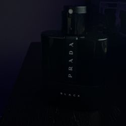 Prada Black Cologne 