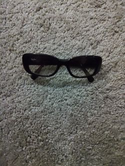 Ray Ban Ladies Sunglasses