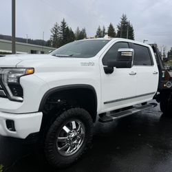 Chevrolet Silverado 3500 High Country Flat Bed Diesel
