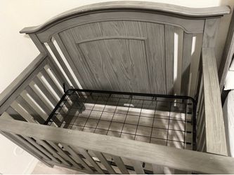 Crib Only // OBO NEED GONE