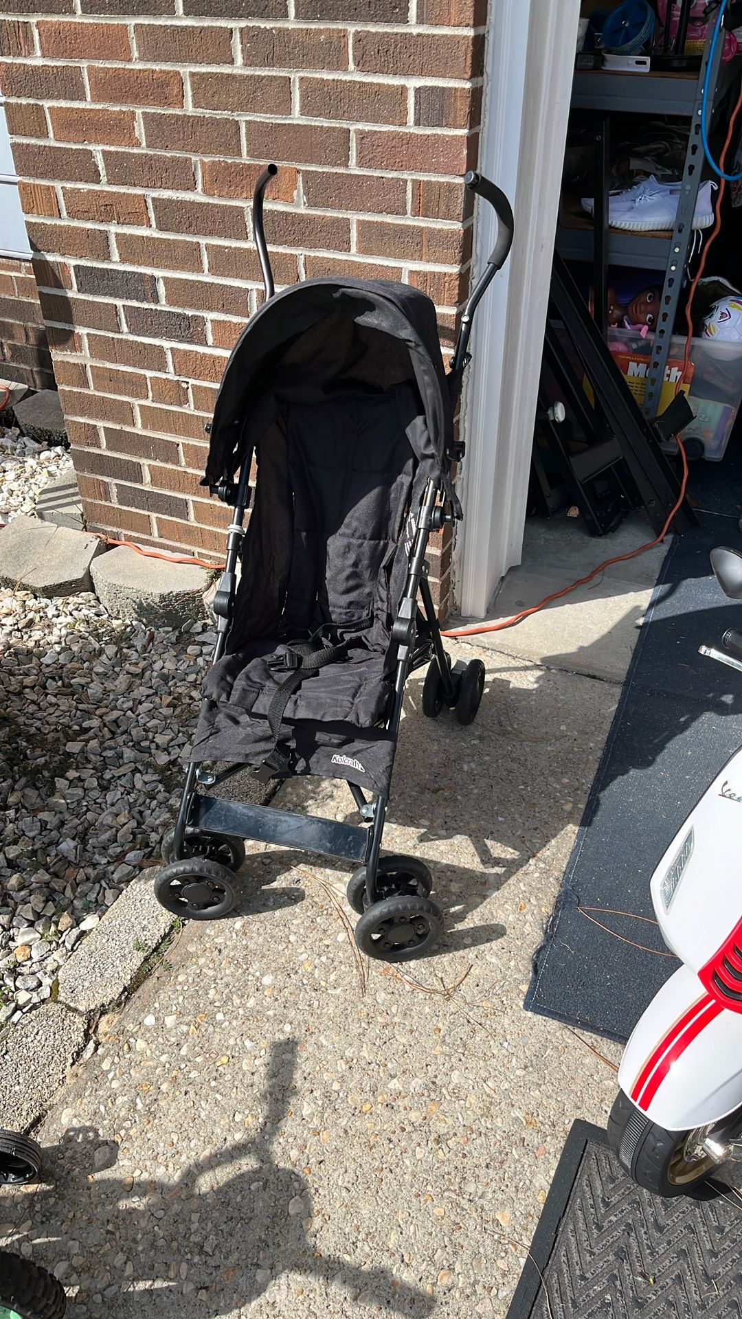 Like New Kolcraft Umbrella Stroller Black Foldable