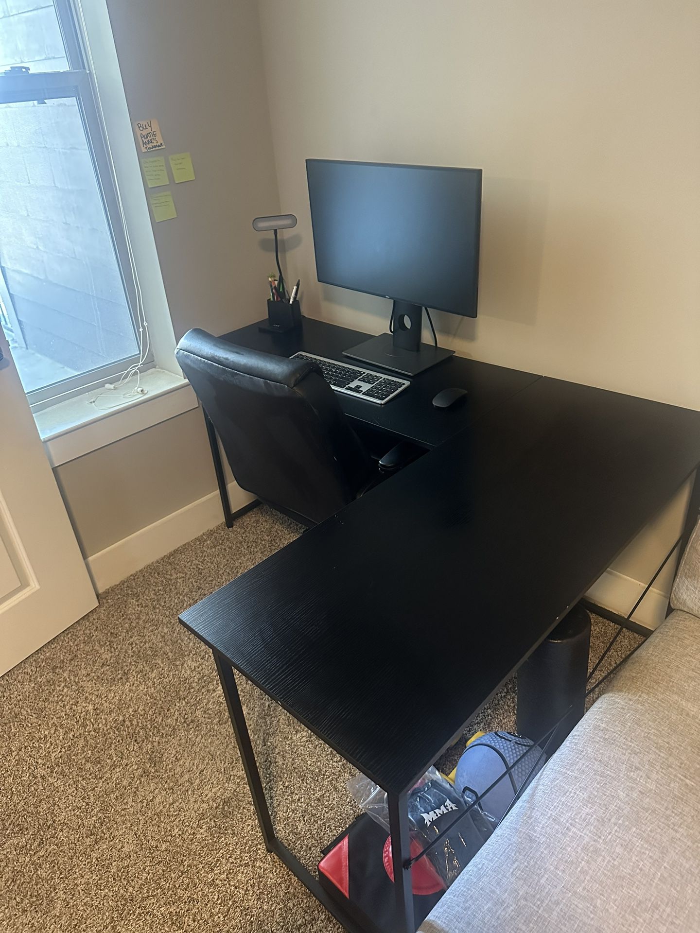 L Shaped desk And Chair (Great condition)