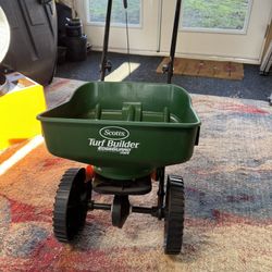 Turf Builder EdgeGuard Mini Push Broadcast Spreader Holds up to 5,000 sq. ft. for Seed, Fertilizer, Salt, Ice Melt
