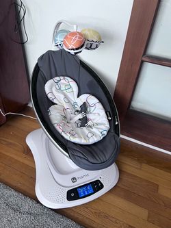 4moms MamaRoo Baby Swing