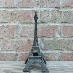 Eiffel Tower Sculpture 