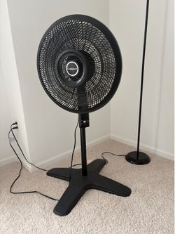 Pedestal Fan Lasko