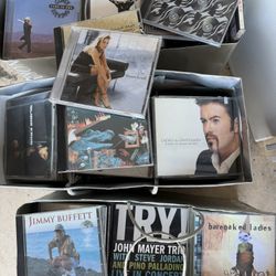 🎶 Huge CD Collection!