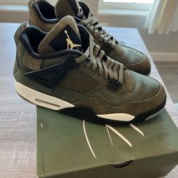 Air Jordan 4 