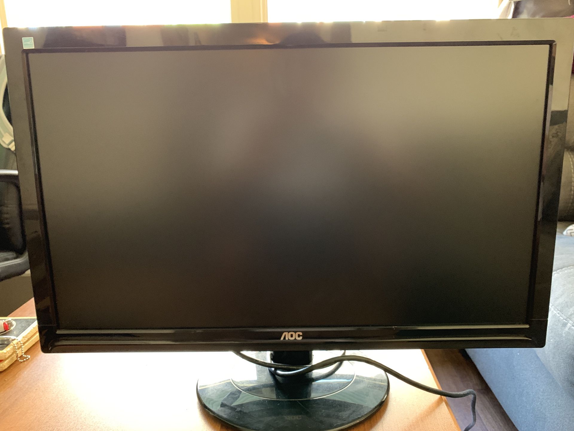 (2) 24 inch AOC computer/gaming monitors
