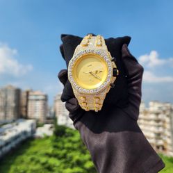 AP MOISSANITE BUSSDOWN💎