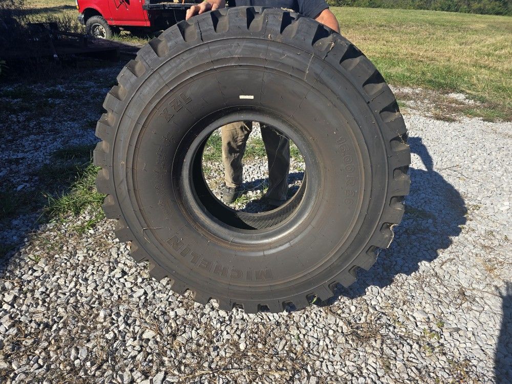 4 MICHELIN 1600 R 20