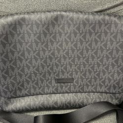  Men's Michael Kors Everett Messenger Bag  