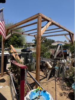 Shade frame