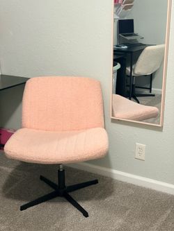 pink teddy chair