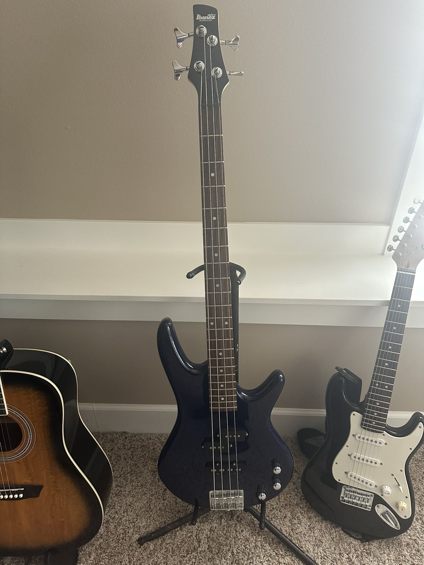 Ibanez Bass Guitar And Amp