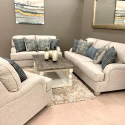 Traemore Linen Living Room Set (Dining table and Chairs