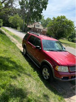 2005 Ford Explorer