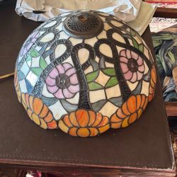 Tiffany (style) Lamp Shade 16” Diameter