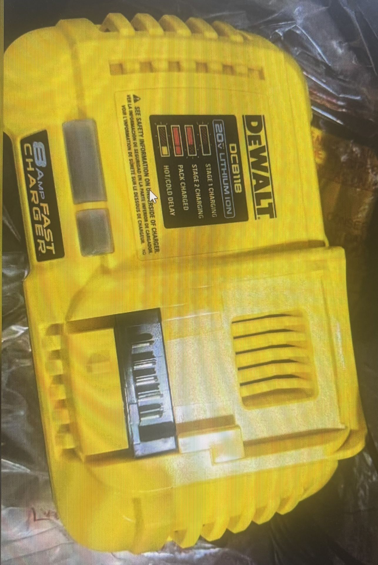 DeWalt DCB118 Flexvolt 20V 60V Max Fast Charger ( Charger Only)