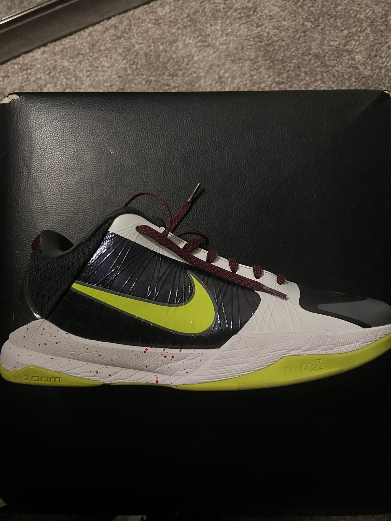 Nike Air Zoom Kobe Proto “Bruce Lee Alternate” Size 11 - Main Image