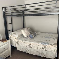 New  queen bunk bed