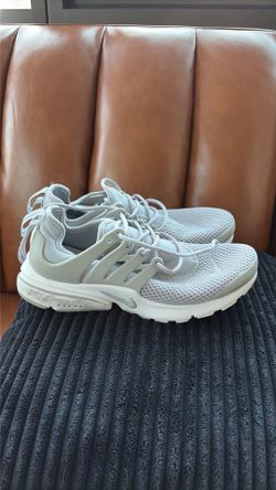 grey Nike Air Presto size 6