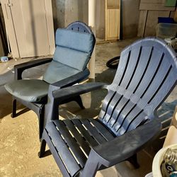 Adirondack Chair Set With One Cushion