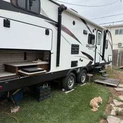 2019 Heartland Mallard Ultralite Trailer Camper 28’