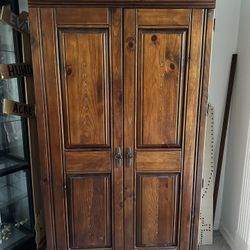 Armoire