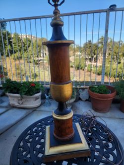 Wood Lamp 