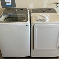 Samsung Washer and Dryer (delivery available)