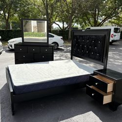 Beautiful Bedroom Set Queen Size Solid Wood Black Color Like New