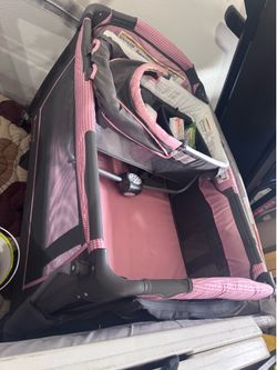 BABY TREND PACK ‘N PLAY / PLAYARD FOR SALE