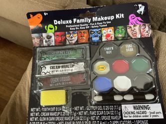 Halloween Deluxe Family Makeup Kit