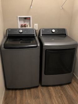 LG Washer & Dryer Set – Like New – Dark Gray