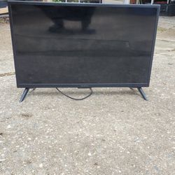 Insignia 32 Inch TV (NEED GONE ASAP)