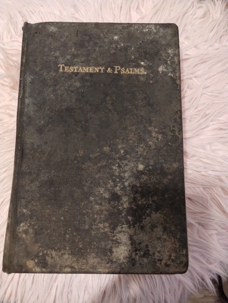 Testaments & Psalms 1055 Pages Instituted In The Year 1816
