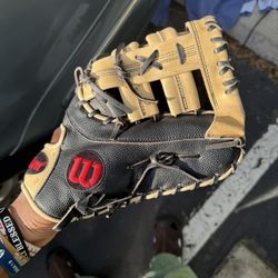 A2K first baseman’s glove 