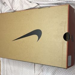 Air Jordan 11 Bred – Size 10.5