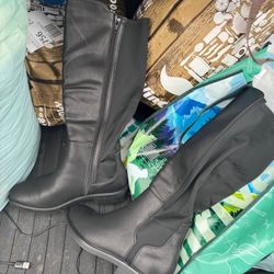 Womens Boots