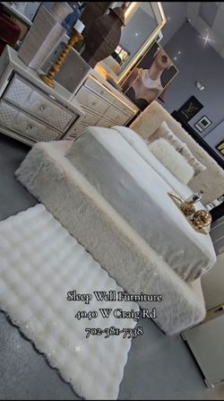 ✨️4pc Queen, King Bedrooms ✨️ Furniture Sectionals, Dining Avail