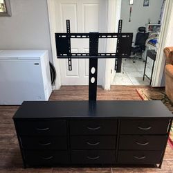 Brand new tv stand with 9 drawers 