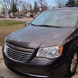 Minivan Chrysler Town Country 2015