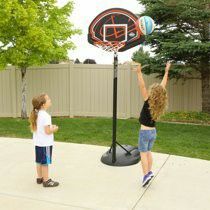 Lifetime 32" Youth Portable Basketball Hoop *New*( Slightly Damaged Box )