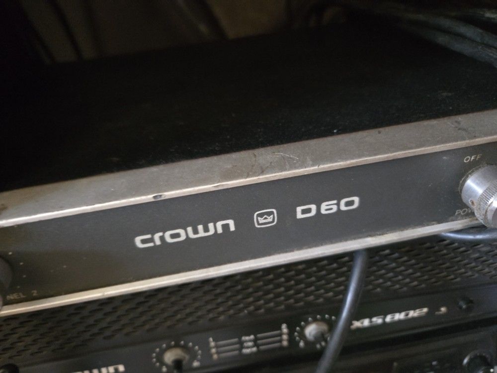 Crown  Amplificador 2 Canales 